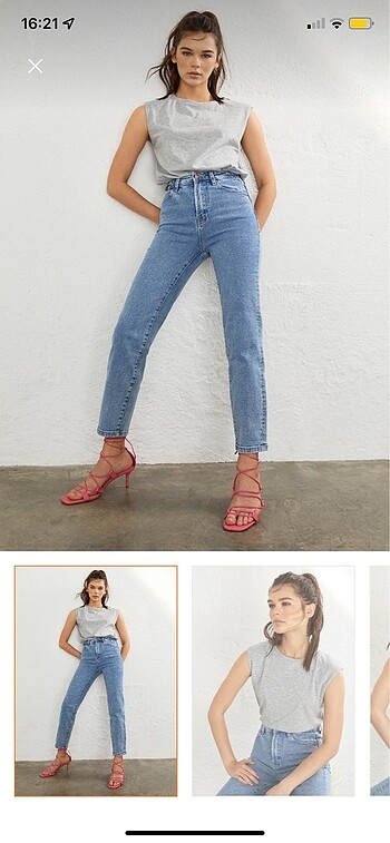 Stradivarius Mom Jean