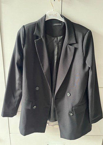 Düğmeli Siyah Kadın Blazer Ceket
