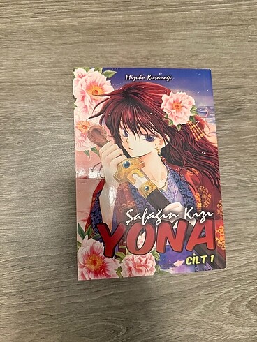 Şafağın Kızı Yona 1.Cilt Manga