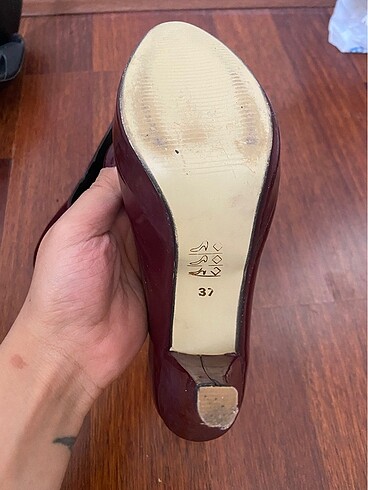Bordo topuklu ayakkabı - Görsel 3