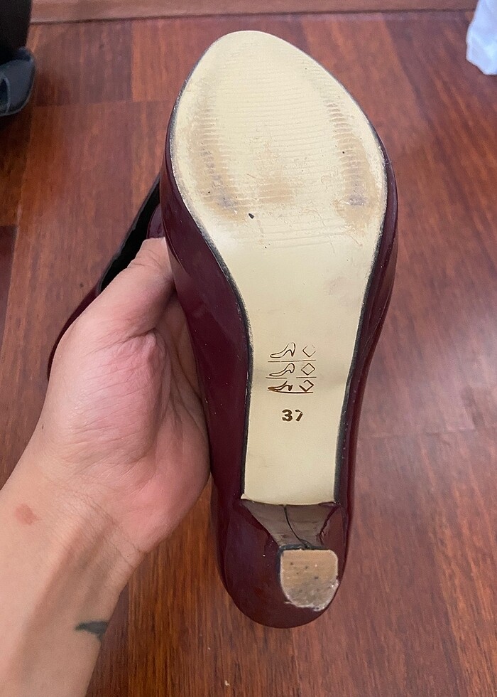 Bordo topuklu ayakkabı - Görsel 3