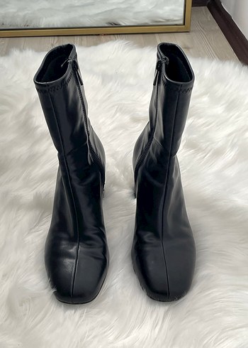 Pull&Bear Kalın Topuklu Streç Deri Bot - Görsel 3