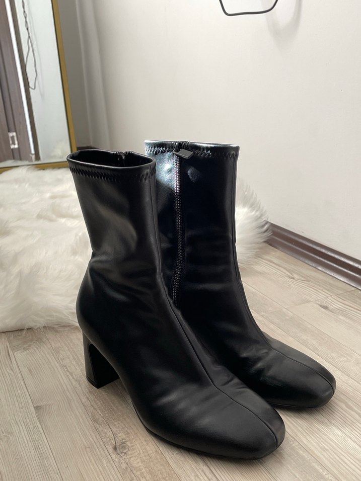 Pull&Bear Kalın Topuklu Streç Deri Bot - Görsel 4