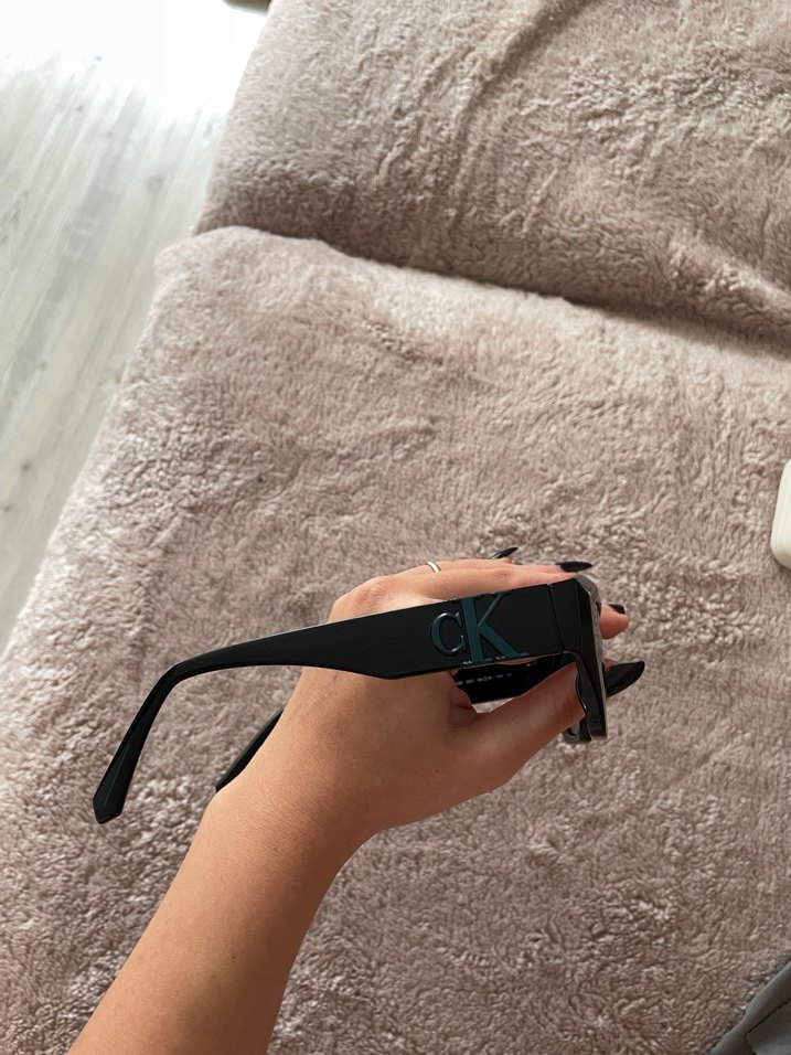 Calvin Klein Siyah Cat Eye Gözlük - Görsel 3