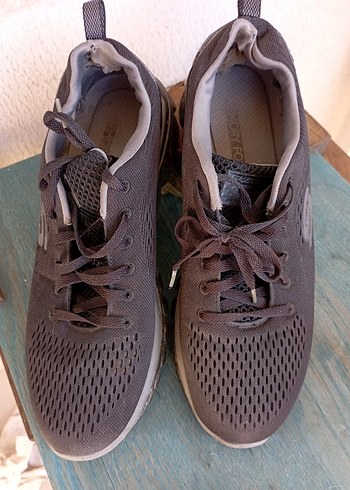 Skechers 45