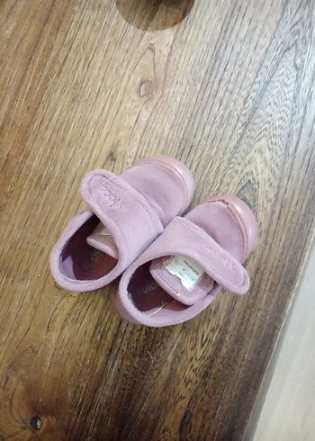 Kız Çocuk Pembe Süet Cırtcırtlı Terlik - Görsel 4