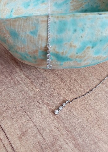 Zincir Detaylı Uzun Minimalist Küpe - Görsel 2