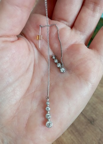 Zincir Detaylı Uzun Minimalist Küpe - Görsel 4