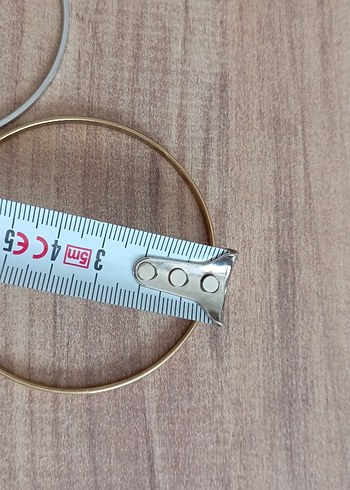 Esnek Altın Renkli Minimalist Bilezik - Görsel 6