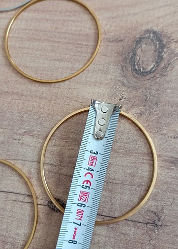 Esnek Altın Renkli Minimalist Bilezik - Görsel 9