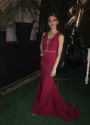Kırmızı abiye