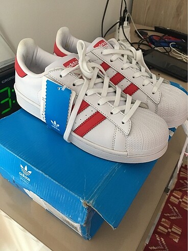 Adidas süperstar