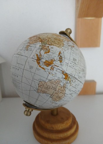 Bej Mini Dünya Figürü - Görsel 4