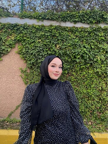 SİYAH TAŞLI KURDELE KOL DETAYLI ABİYE