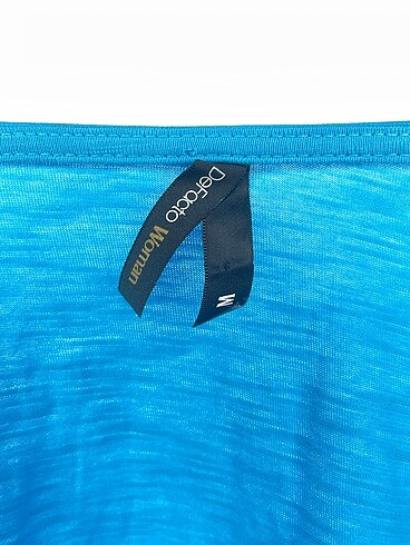 m Beden mavi Renk Defacto T-shirt %70 İndirimli.