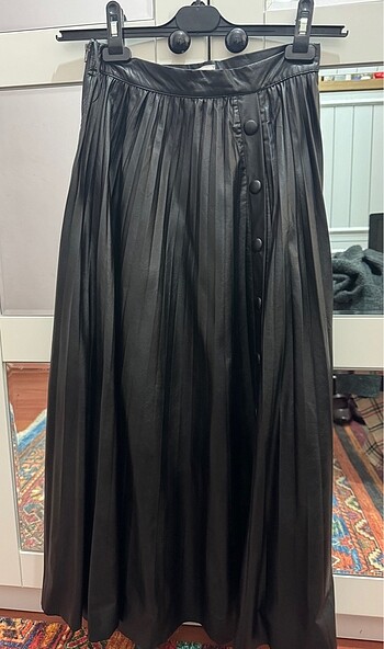 İpekyol deri piliseli etek - Görsel 5