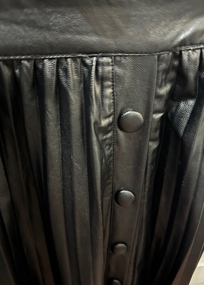 İpekyol deri piliseli etek - Görsel 3