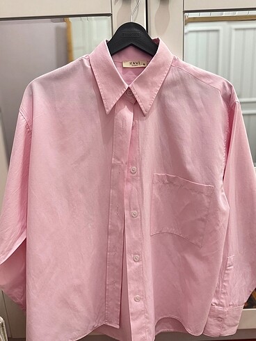 Pamuklu pembe gömlek