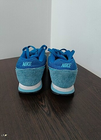 37 Beden Nike spor ayakkabı