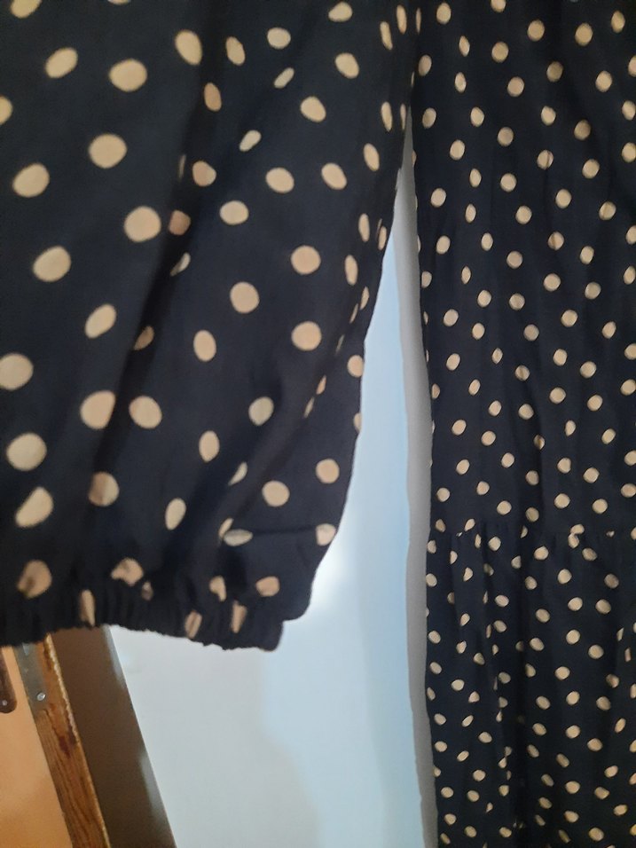 Lcwakiki Uzun Kollu Siyah Puantiyeli Uzun Elbise - Görsel 3