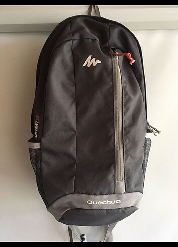 Decathlon quechua 20 lt sırt çantası