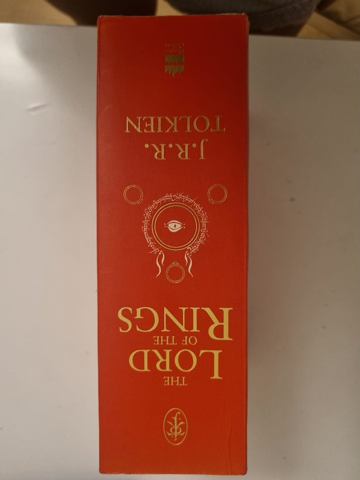 The Lord of the Rings - J.R.R. Tolkien one volume edition - Görsel 2