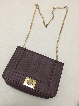 Bordo Askılı Çanta