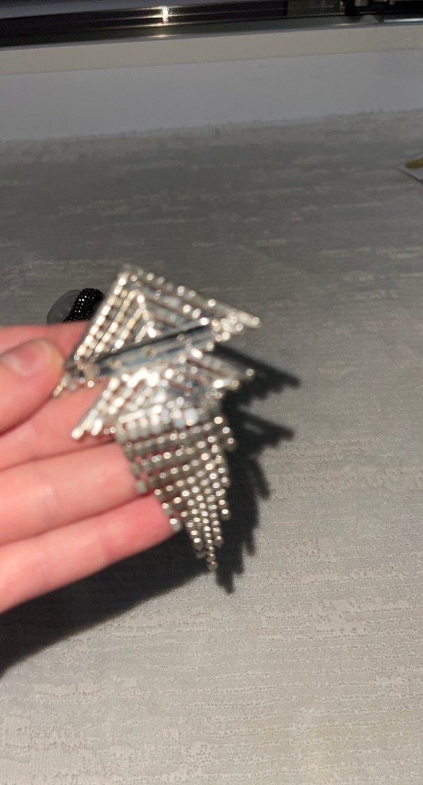 Uzun Gri Payetli Punk Küpe - Görsel 2