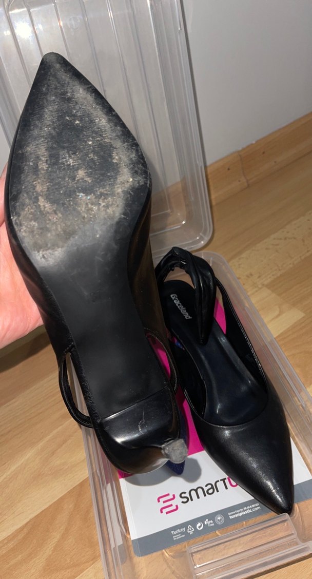 Tokalı Siyah İnce Topuklu Kadın Ayakkabı - Görsel 3