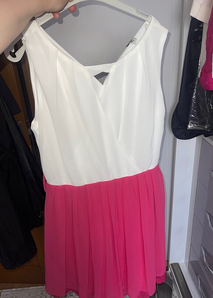 Kadın elbise beden olarak 38/42 arası olacağını düşünüyorum - Görsel 3