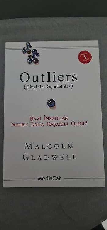 Çizginin dışındakiler Outliers