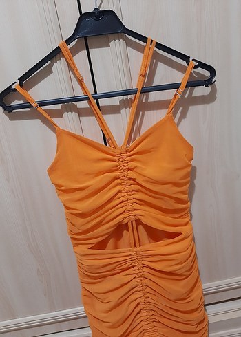 askılı büzgülü elbise abiye - Görsel 3