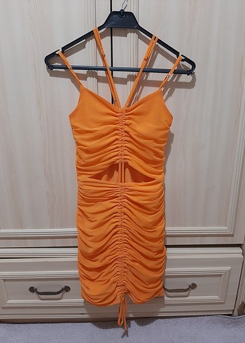 askılı büzgülü elbise abiye - Görsel 2