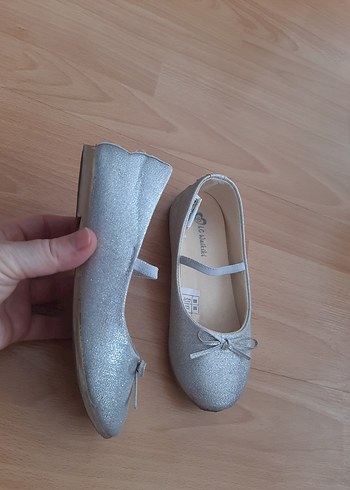 Gri Kız Çocuk Babet Ayakkabı Tokalı LC Waikiki - Görsel 3