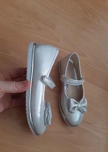 Kız Çocuk Gri Fiyonk Detaylı Babet - Görsel 3