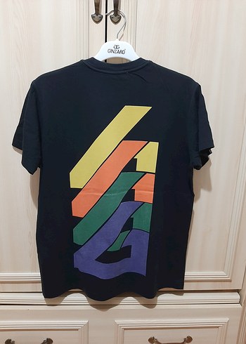 Givenchy Siyah Baskılı Oversize Tişört - Görsel 5