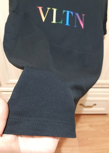 VLTN Baskılı Siyah Erkek Tişört Valentino - Görsel 4