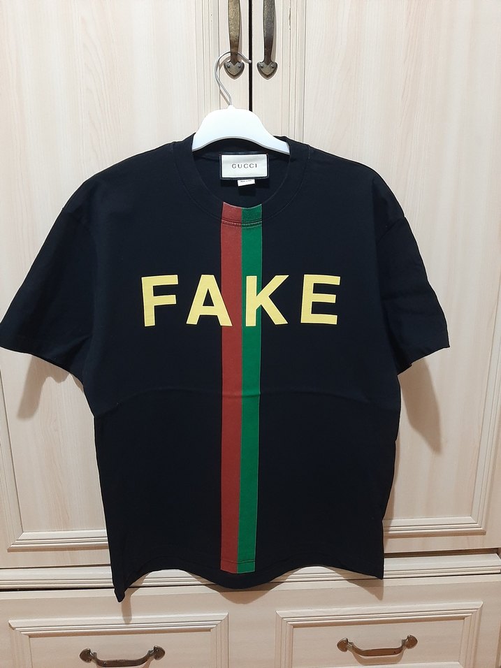 Gucci Siyah Baskılı Tişört - Görsel 2