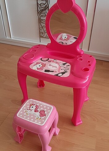  Beden Unicorn çocuk makyaj masası 