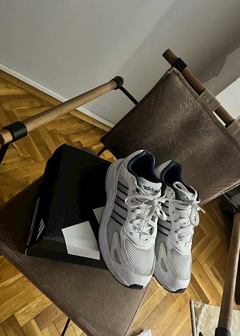 42.5 Orijinal Adidas çok az giyildi - Görsel 3