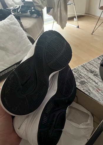 42.5 Orijinal Adidas çok az giyildi - Görsel 7
