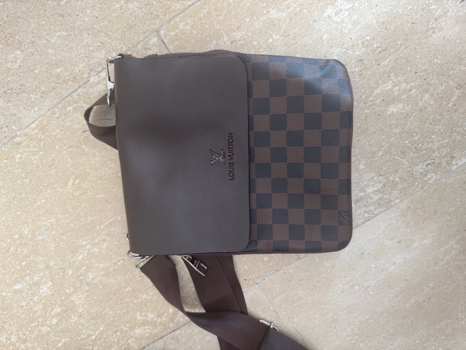 Louis Vuitton omuz çantası - Görsel 3