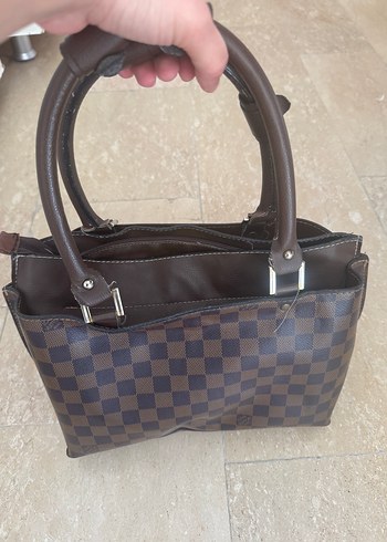 Kahverengi Kareli Deri Tokalı Kadın Çantası - Görsel 3