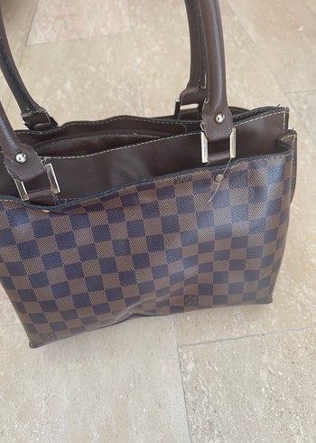 Kahverengi Kareli Deri Tokalı Kadın Çantası - Görsel 2