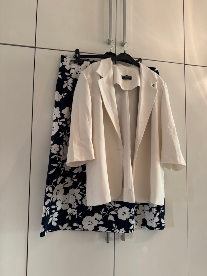 Blazer Ceket ve etek takım - Görsel 2