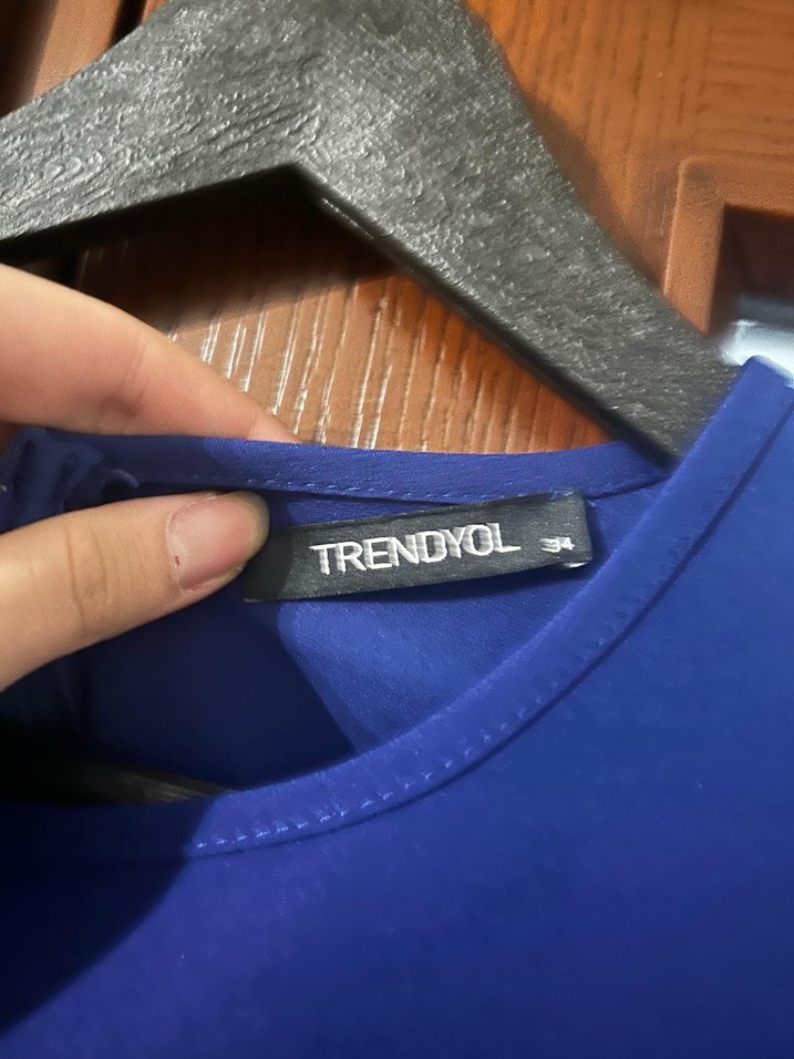 Püsküllü Lacivert Kadın Bluz - Görsel 2