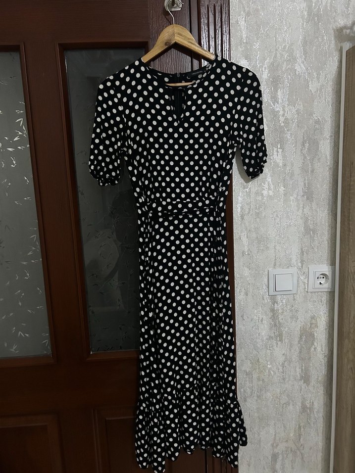 Siyah Puantiyeli elbise - Görsel 3