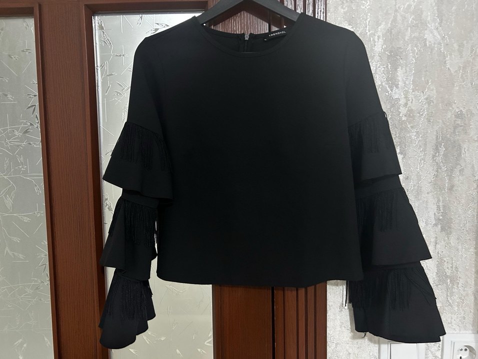 Trendyolmilla Uzun Kollu Siyah Fırfırlı Kadın Bluz - Görsel 2