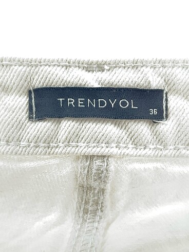 36 Beden beyaz Renk Trendyol & Milla Jean / Kot %70 İndirimli.