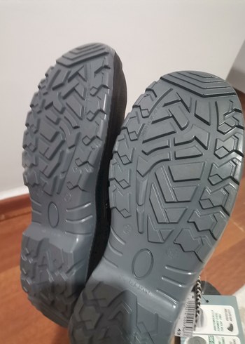 43 No Is Ayakkabısı - Görsel 3